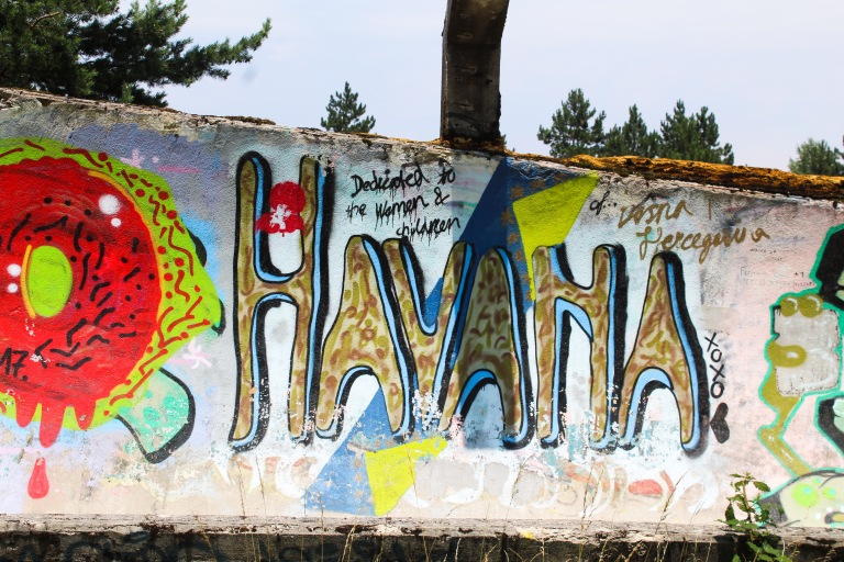 Grafitti på bob-banen i Sarajevo